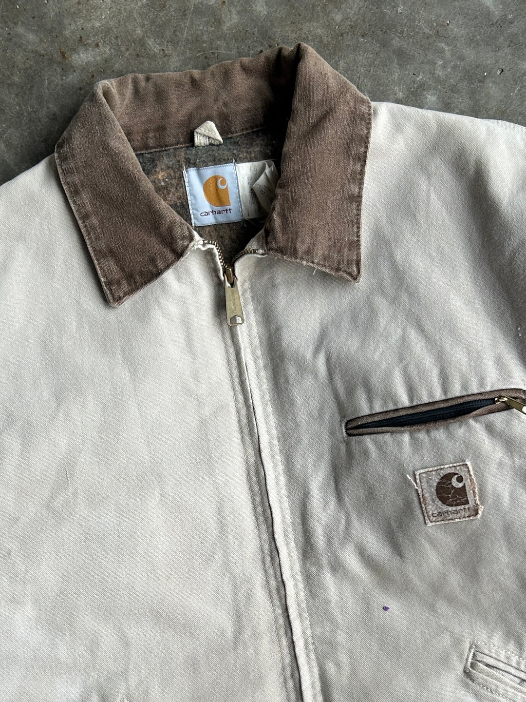 Vintage White Detroit Carhartt Jacket™
