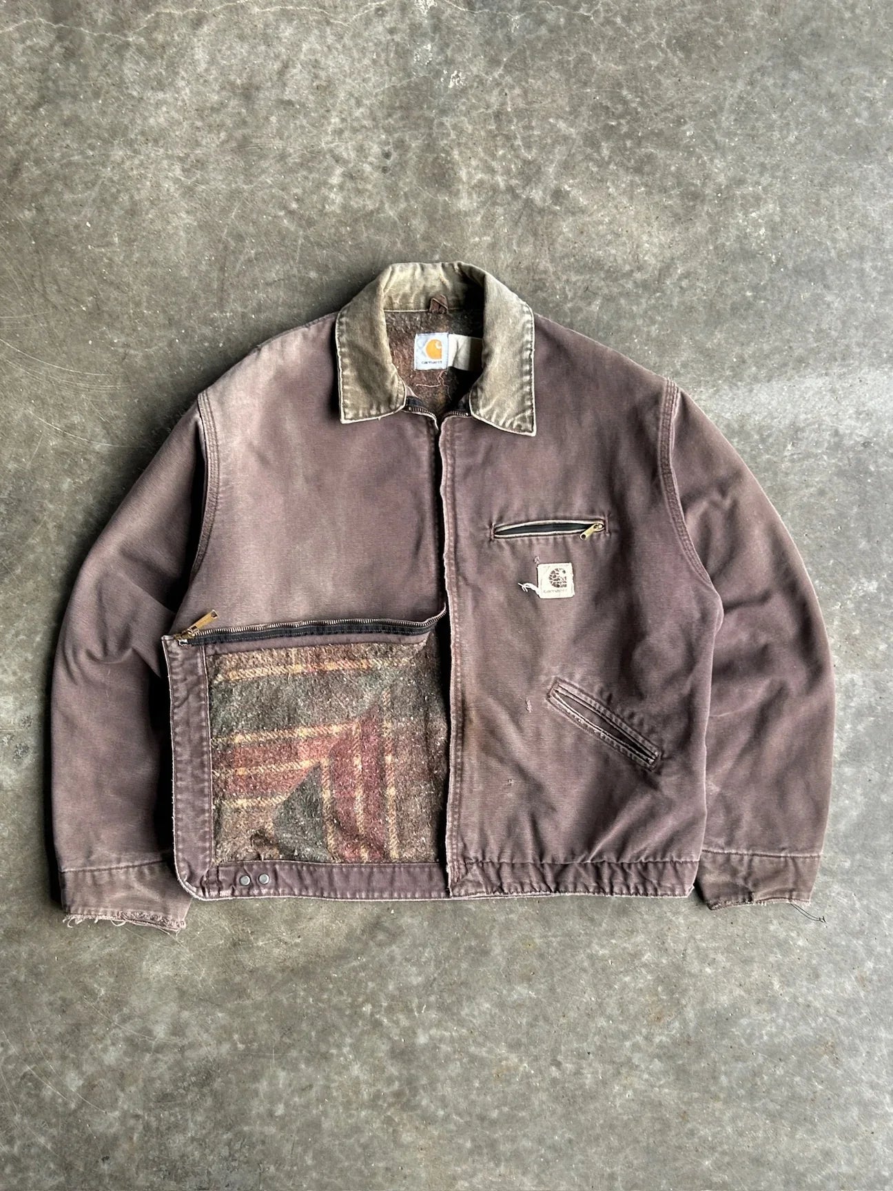 Vintage Plum Detroit Carhartt Jacket™