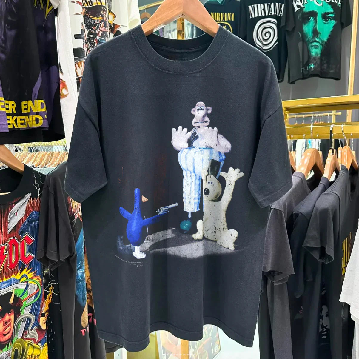 1993 WALLACE AND GROMIT 'THE WRONG TROUSERS' PROMO RARE WASHED BLACK T-SHIRT